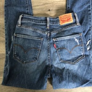721 Levi high waisted jeans